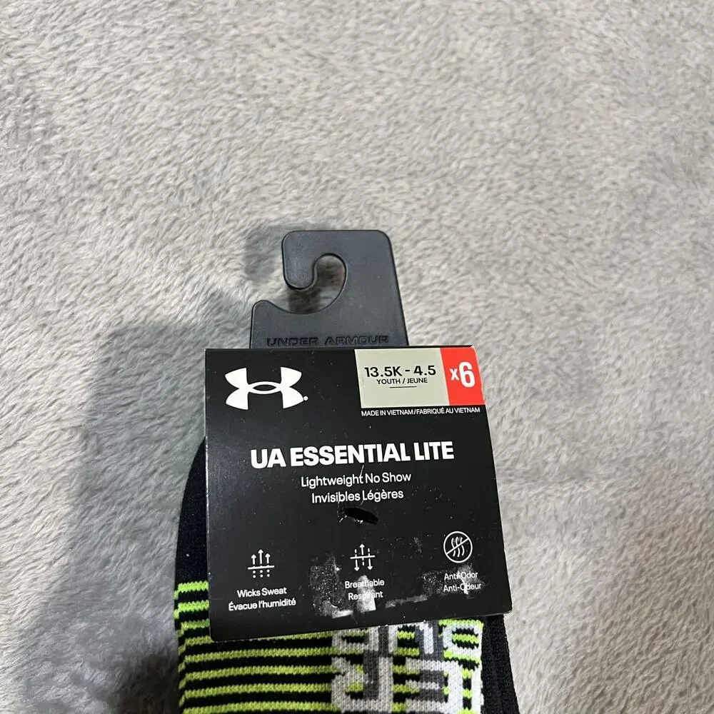 Under Armour Socks Youth 13.5K-4.5 Black UA Essential Lite No Show 6 Pack
